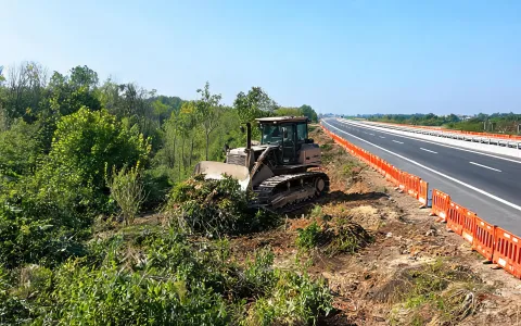 Site clear and grub ahead of highway corridor